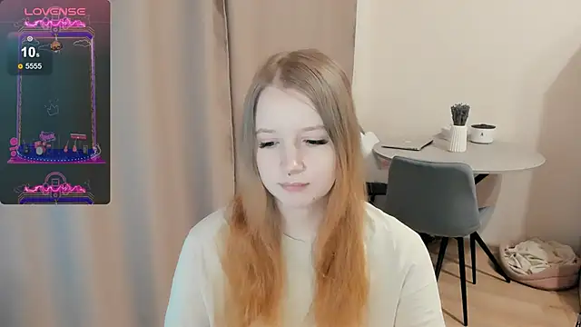 Snapshot of Alyaley chatting on February 12, 6:29 am Alyaley online show from February 12, 6:29 am