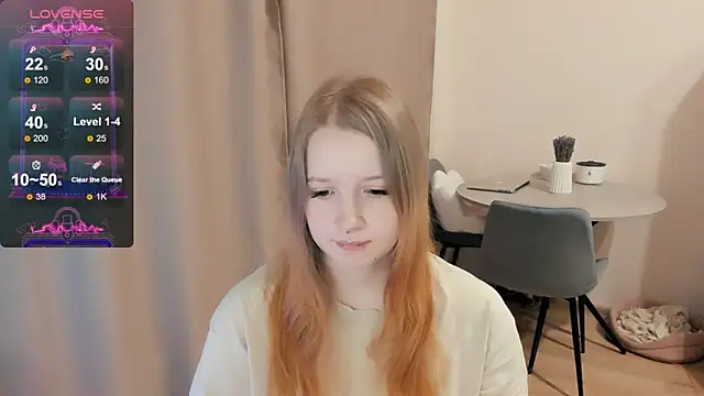Snapshot of Alyaley chatting on February 14, 4:37 am Alyaley online show from February 14, 4:37 am