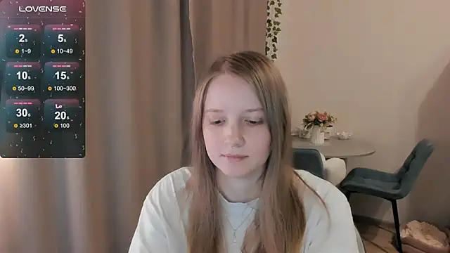 Snapshot of Alyaley chatting on May 17, 6:15 pm Alyaley online show from May 17, 6:15 pm