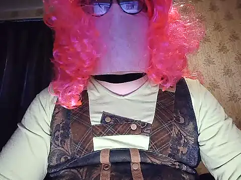 Snapshot of Crossdresser_Elena chatting on June 13, 3:54 pm Crossdresser Elena online show from June 13, 3:54 pm
