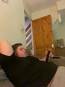 Snapshot of Lukeyboy027 chatting on March 12, 7:38 pm Lukeyboy027 online show from March 12, 7:38 pm