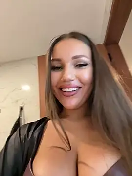 Snapshot of Syka0001 chatting on February 7, 2:26 pm Syka0001 online show from February 7, 2:26 pm