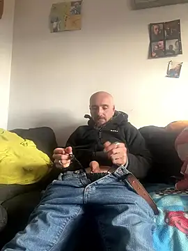 branleurbidu90 online show from January 16, 11:47 am