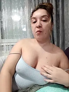 Snapshot of MikySWeet7 chatting on January 10, 11:39 pm MikySWeet7 online show from January 10, 11:39 pm