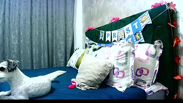 Snapshot of MikySWeet7 chatting on September 21, 10:50 am MikySWeet7 online show from September 21, 10:50 am