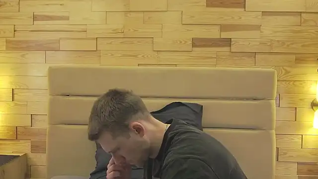 Snapshot of EthanPinkman chatting on May 27, 4:31 am EthanPinkman online show from May 27, 4:31 am