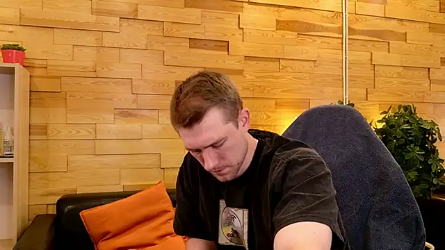 EthanPinkman online show from June 25, 5:12 am