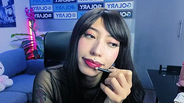 LilithCooperr  online show from May 1, 4:44 pm