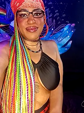 Snapshot of AmazonianMistress chatting on June 14, 2:24 am AmazonianMistress online show from June 14, 2:24 am