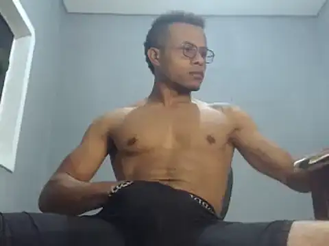 grandominantex1 online show from December 10, 3:41 am