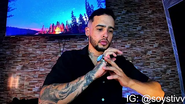 Snapshot of Seth_Owner chatting on February 22, 1:35 pm Seth Owner online show from February 22, 1:35 pm