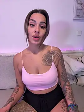 Alisa-Marie online show from February 20, 1:33 pm