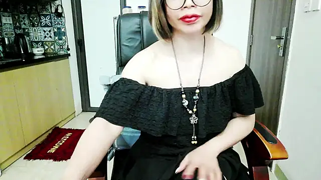 Miu-Le online show from November 8, 3:34 pm