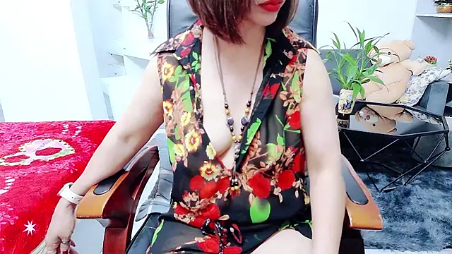 Miu-Le online show from June 2, 10:34 pm