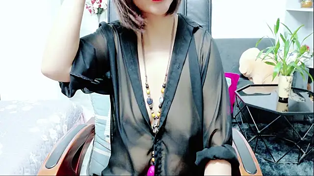 Snapshot of Miu-Le chatting on July 1, 7:24 pm Miu-Le online show from July 1, 7:24 pm