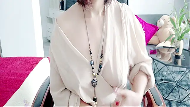Snapshot of Miu-Le chatting on July 28, 5:01 pm Miu-Le online show from July 28, 5:01 pm