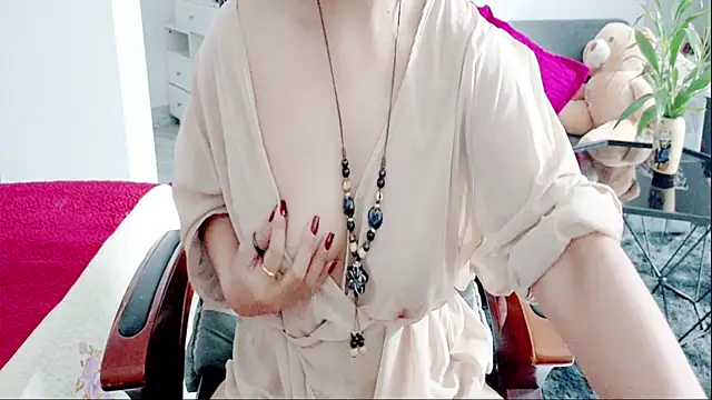 Snapshot of Miu-Le chatting on July 28, 6:20 pm Miu-Le online show from July 28, 6:20 pm