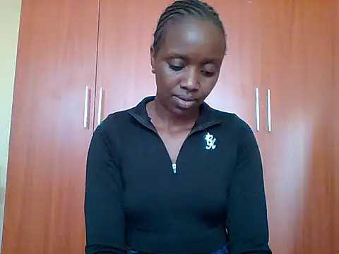 Snapshot of sexy_darleen23 chatting on October 13, 1:00 pm sexy darleen23 online show from October 13, 1:00 pm