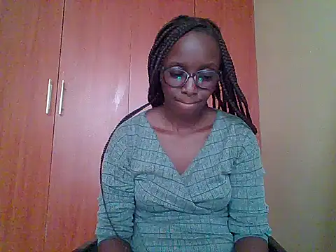 Snapshot of sexy_darleen23 chatting on August 3, 9:04 am sexy darleen23 online show from August 3, 9:04 am