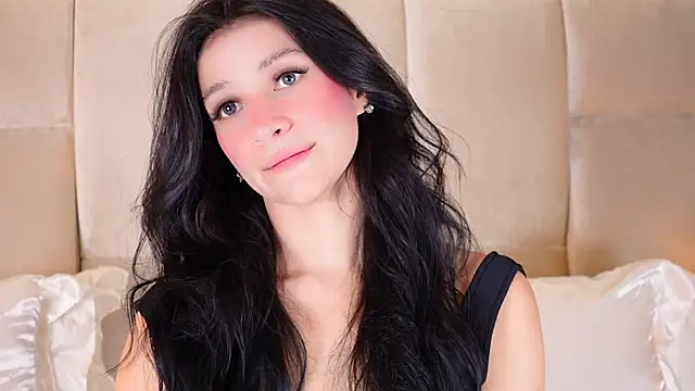 KiraKayleigh1 online show from September 13, 12:32 am