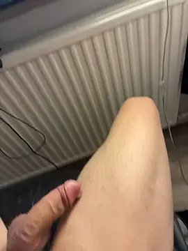 Snapshot of sLav369 chatting on March 13, 7:26 am sLav369 online show from March 13, 7:26 am