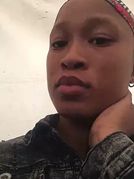 Snapshot of Amazingboodie chatting on December 13, 2:16 pm Amazingboodie online show from December 13, 2:16 pm