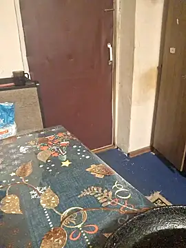  Kitti  online show from January 21, 7:28 pm