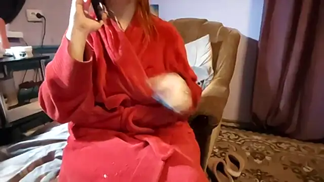  Kitti  online show from March 23, 4:00 pm