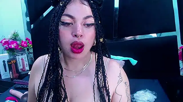 Cocoo Nuth online show from January 4, 2:35 am