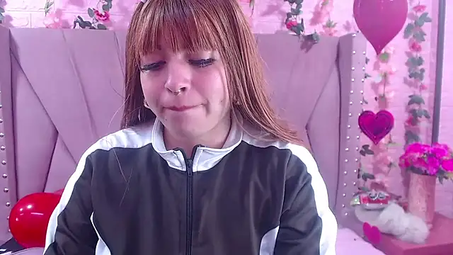 Cocoo Nuth online show from February 15, 3:09 am