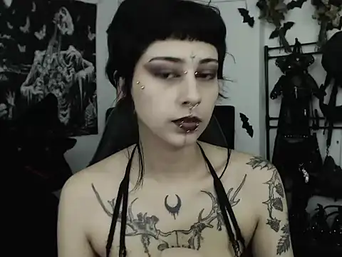 n0sferatus   online show from June 26, 2:49 am