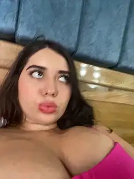 Snapshot of Tara__Sexy chatting on December 3, 9:01 pm Tara  Sexy online show from December 3, 9:01 pm