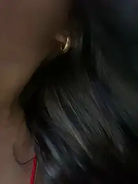 Snapshot of Tara__Sexy chatting on February 18, 1:33 pm Tara  Sexy online show from February 18, 1:33 pm