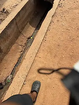 Black-mamba-madingo online show from November 16, 3:06 pm