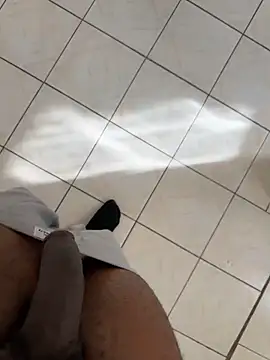 Snapshot of Black-mamba-madingo chatting on March 31, 3:34 pm Black-mamba-madingo online show from March 31, 3:34 pm