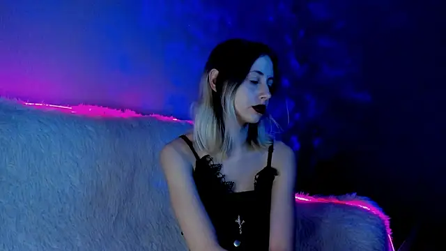 Snapshot of Inner_Light chatting on January 19, 4:36 pm Inner Light online show from January 19, 4:36 pm