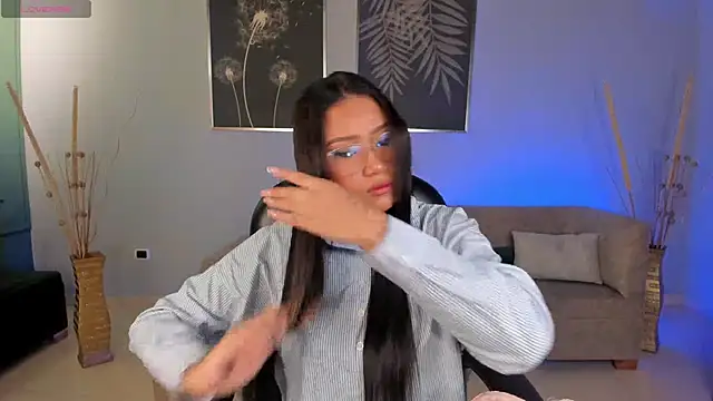 AmberLewis  online show from November 9, 10:52 pm