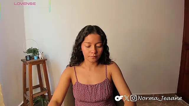 Norma-Jeaane online show from March 9, 4:33 pm