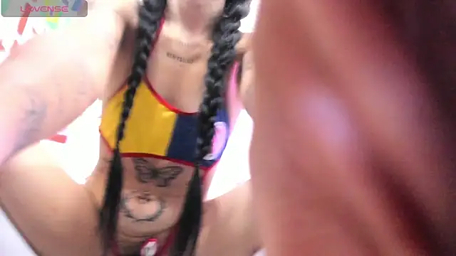Snapshot of chaymae_nah_ chatting on June 11, 10:19 pm chaymae nah online show from June 11, 10:19 pm