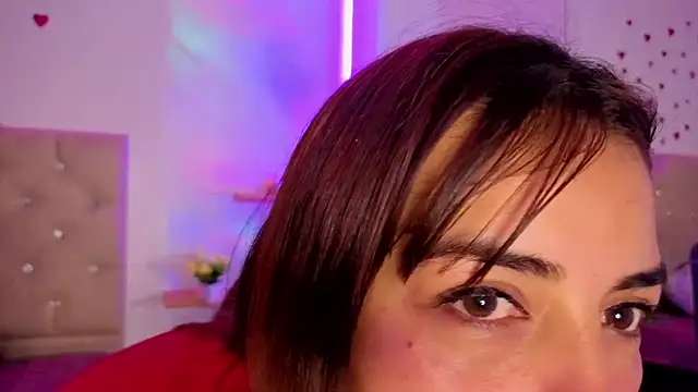 ameliefederline11 online show from May 2, 3:39 pm