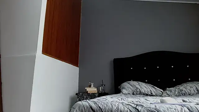 Emilia 1995 online show from January 31, 7:51 pm