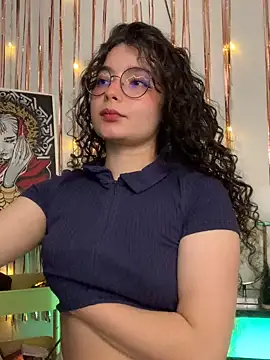 Snapshot of Antoniart_ chatting on January 7, 3:14 am Antoniart online show from January 7, 3:14 am