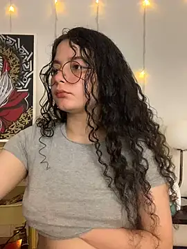 Snapshot of Antoniart_ chatting on February 11, 3:08 am Antoniart online show from February 11, 3:08 am