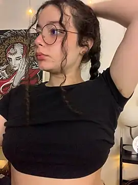 Snapshot of Antoniart_ chatting on February 23, 4:50 am Antoniart online show from February 23, 4:50 am