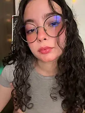 Snapshot of Antoniart_ chatting on September 30, 2:38 am Antoniart online show from September 30, 2:38 am