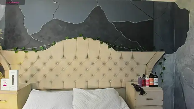 AmberGreyy  online show from January 13, 6:13 pm