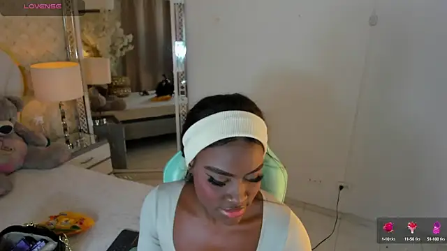 Snapshot of IsabellaBromsS chatting on September 19, 10:10 pm IsabellaBromsS online show from September 19, 10:10 pm