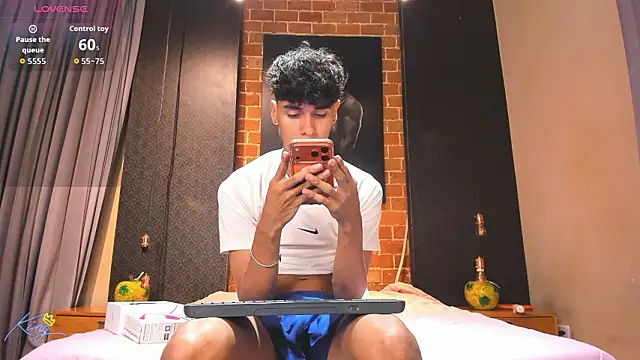 andrewortix online show from March 8, 10:35 pm