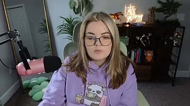 rodeobrii online show from October 18, 4:19 pm