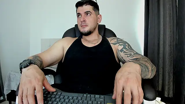 Snapshot of Teilor_Creed chatting on November 24, 6:51 pm Teilor Creed online show from November 24, 6:51 pm